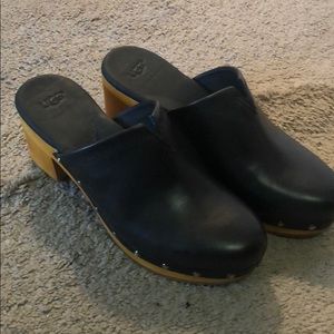 Ugg Clogs